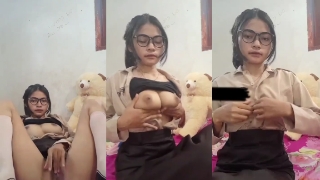 Bokep Bocil SMP pramuka cantik mulus colmek